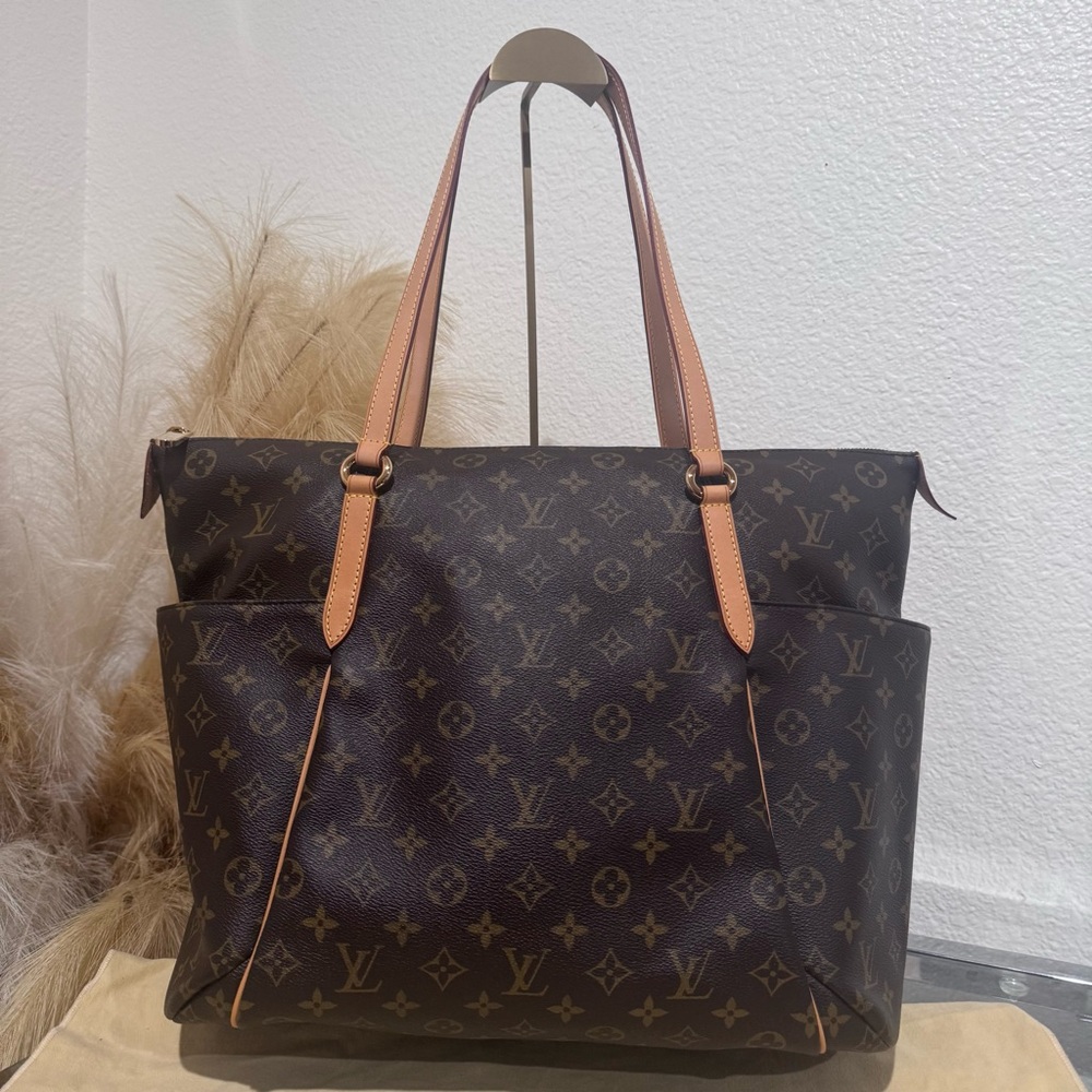 Louis Vuitton Totally GM Monogram Canvas Tote M56690 | SD0110